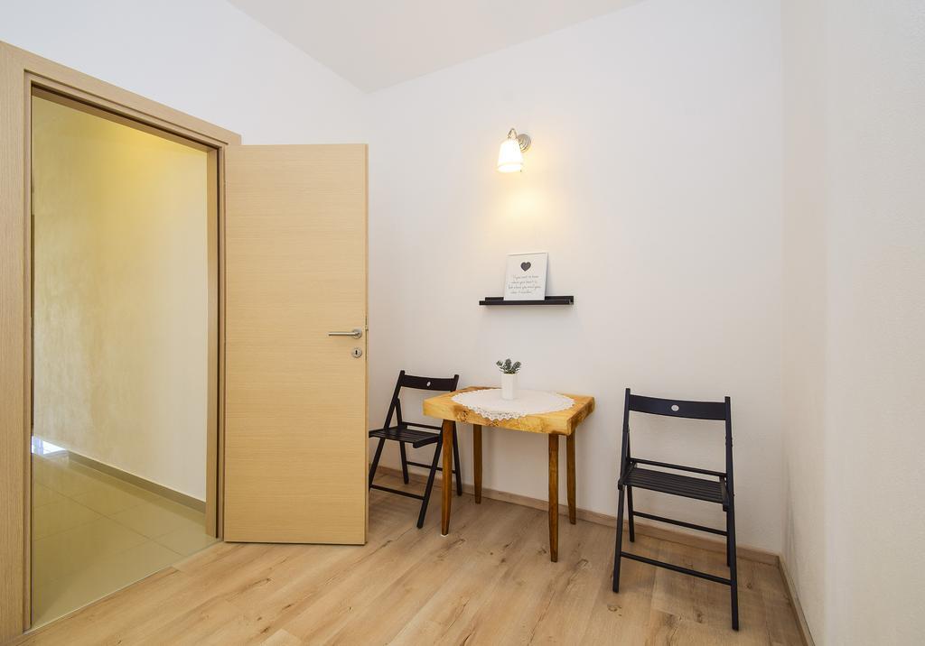 Amadrian Apartments Sibenik Luaran gambar