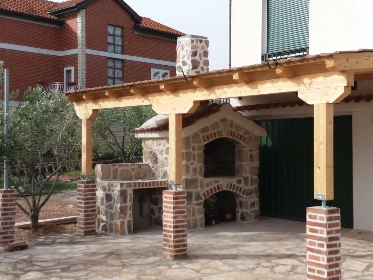Amadrian Apartments Sibenik Luaran gambar